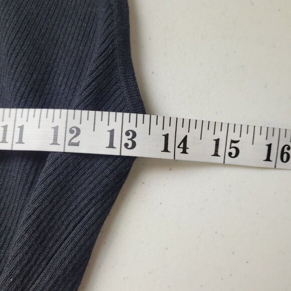 RD Style Black Sleeveless Wrap Lightweight Sweater Size Medium - Picture 9 of 9